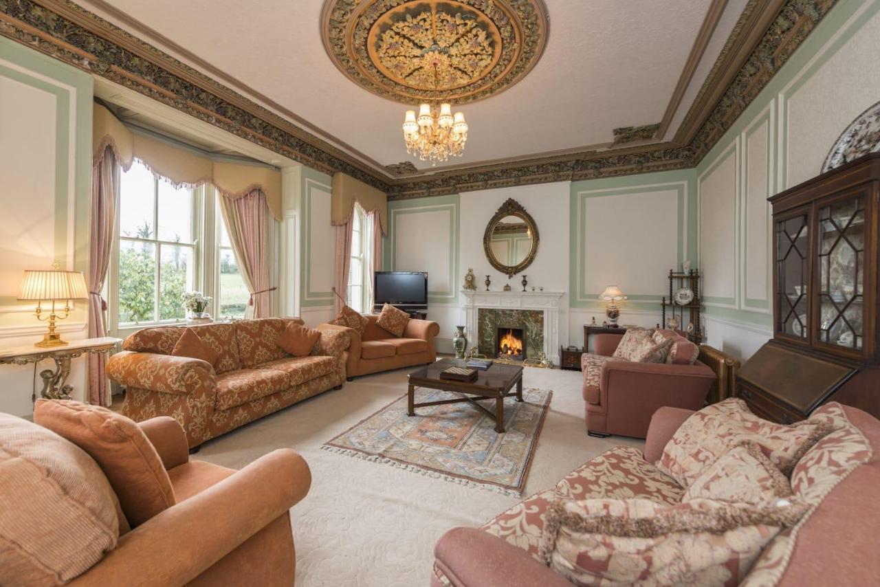 Banoge House Hotell Donaghcloney Exteriör bild